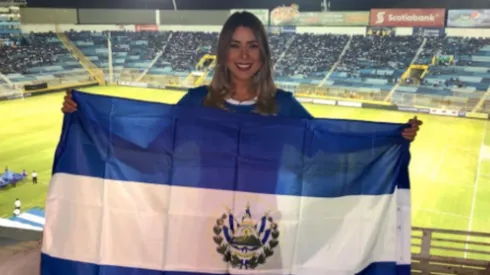 La diputada futbolera estuvo en el Cuscatlán