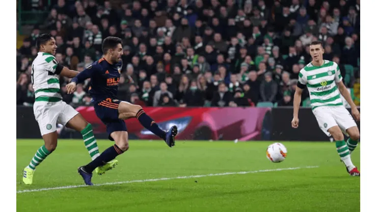 Pobre actuación de Emilio Izaguirre y Celtic ante Valencia