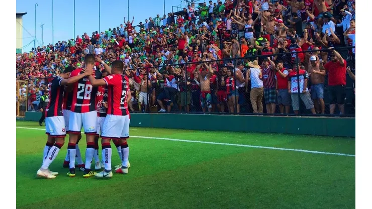 Alajuelense cerró a un entrenador campeón en Sudamérica