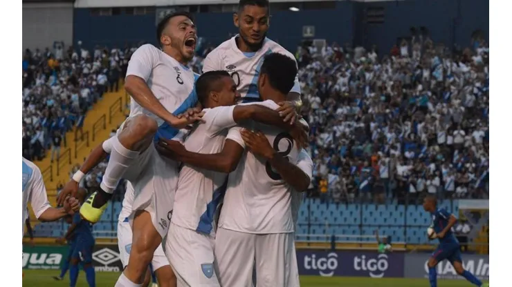El combinado chapín celebra la confirmación de este partidazo contra la Tricolor