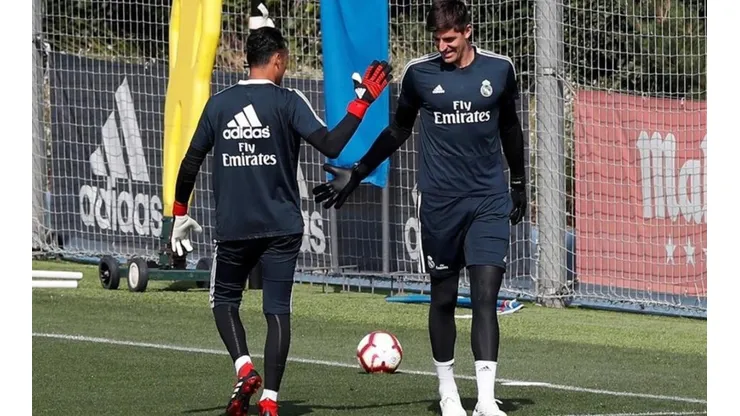Courtois deberá volver de emergencia tras la baja inesperada de Keylor Navas