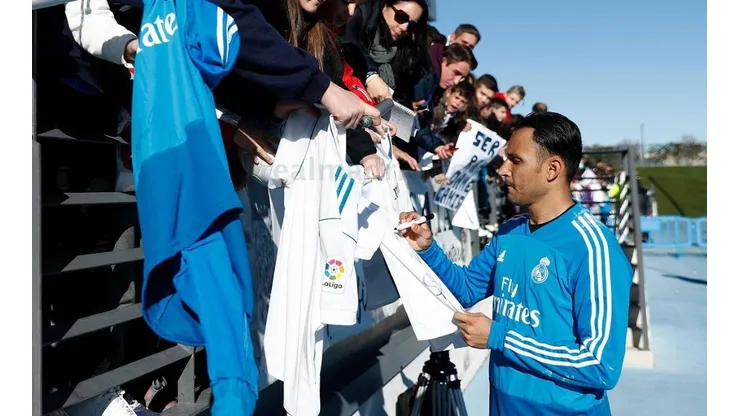 El guardameta tico aprovechó la actividad anual del club merengue para despedirse de su afición