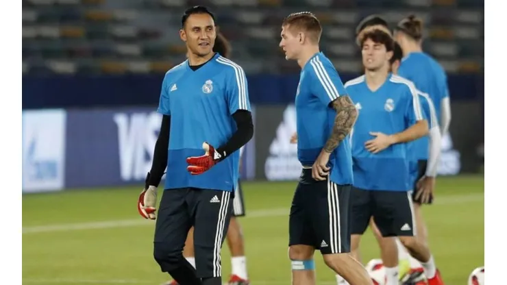 El guardameta tico aceptaría un posible traspaso al Atlético si se va Oblak
