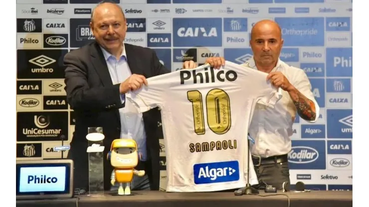 El técnico argentino habló de seis refuerzos y recortar el plantel a solo 24 jugadores