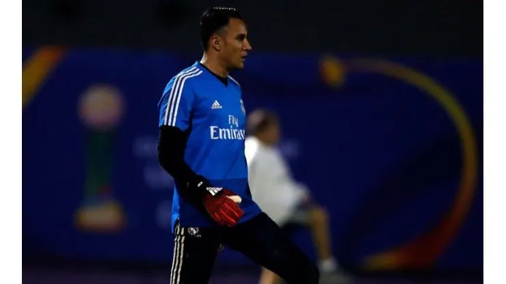 El arquero tico se encuentra en Abu Dhabi como suplente en el Mundial de Clubes