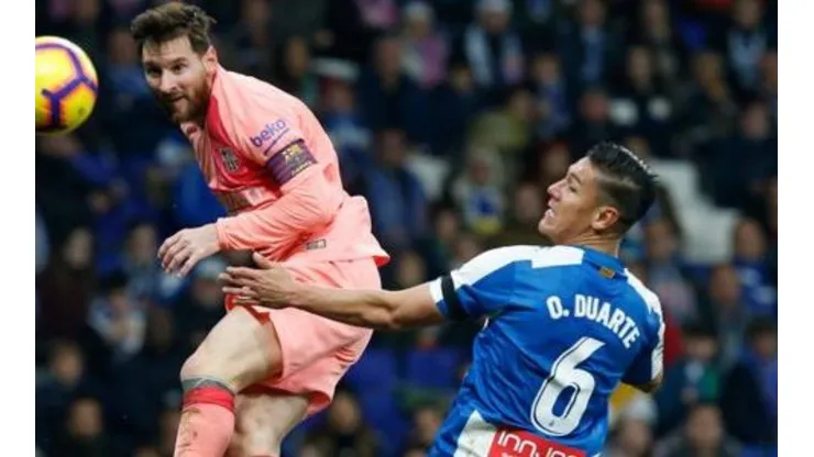 El zaguero tico disputó su cuarto partido como titular y segundo en los últimos dos meses