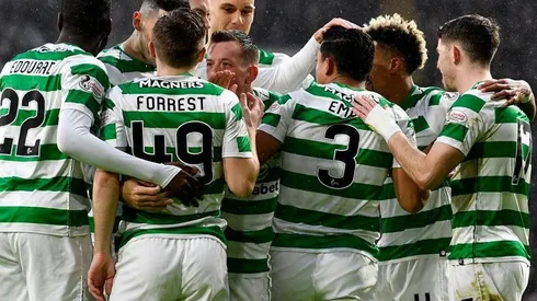 El catracho entregó la asistencia para el gol de James Forrest que estrenó el marcador