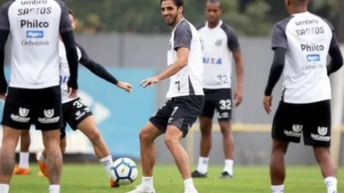 Bryan Ruiz no viajó a Recife por una afección de salud sin detallar y terminó la temporada sin jugar