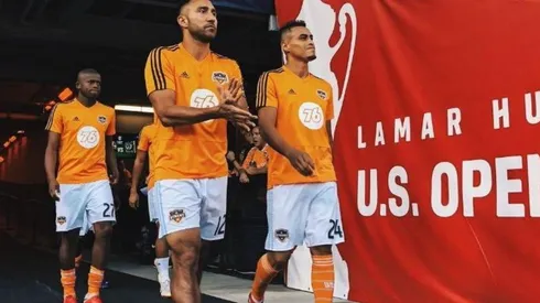 Álvarez pudiera firmar un nuevo contrato con Houston y volver a ser compañero de Darwin Cerén