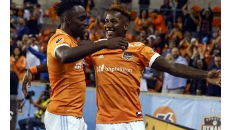 Elis y Quioto se mantendrán como base del ataque en la formación del Dynamo
