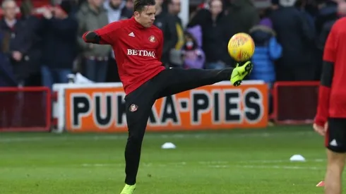 Oviedo jugó este sábado como volante por la banda izquierda ante Walsall
