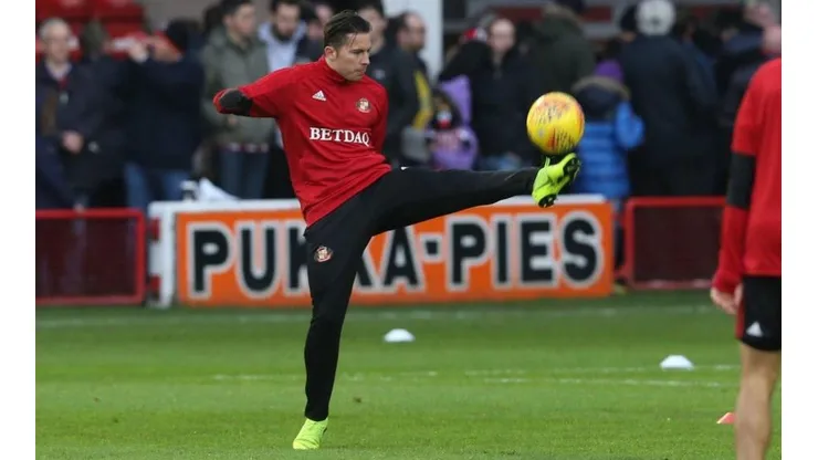 Oviedo jugó este sábado como volante por la banda izquierda ante Walsall