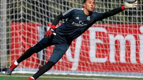 El portero costarricense sería una prioridad para este mercado invernal en Roma