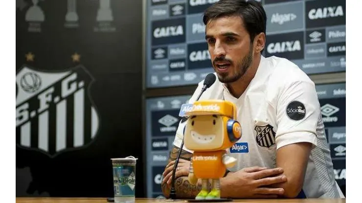 El capitán de la selección costarricense reveló su deseo para 2018