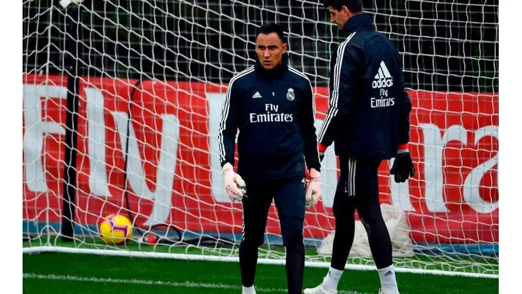 Solari deberá trabajar con la presión adicional de rotar a los dos porteros
