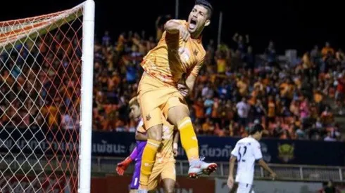 El delantero jugará la próxima temporada con uno de los grandes de Tailandia