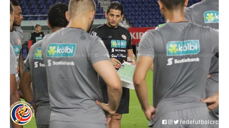 El estratega interino reconoció el trabajo que dejó con la selección costarricense