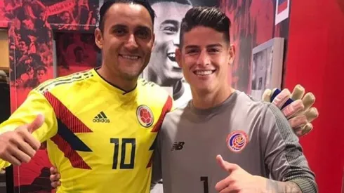 Keylor Navas llegó al camerino junto a James Rodríguez, su ex compañero en el Madrid