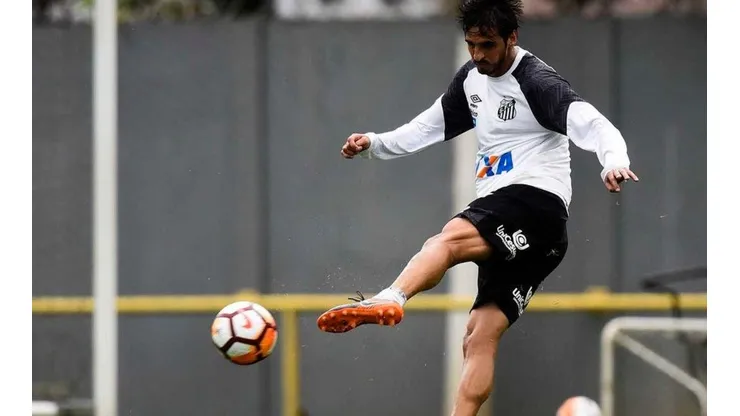 Ruiz sigue en el centro de las críticas tras 50 días en la plantilla del Santos