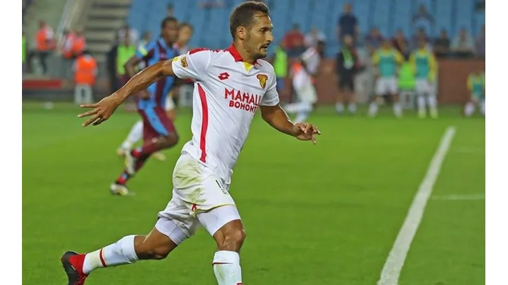 Borges fue pilar defensivo del club de Esmirna para hilar victorias por primera ocasión