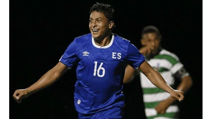 Oscar Cerén concretó la agónica victoria salvadoreña en la primera jornada del torneo