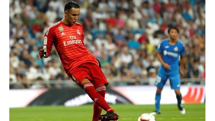 El arquero tico ya tendría una propuesta seria de un "grande de Europa" para salir en enero