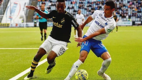 El lateral se destacó en la victoria sobre el líder AIK de Estocolmo tras la Fecha FIFA