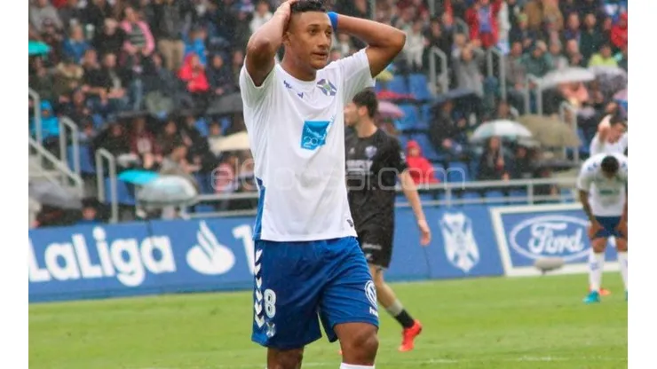 El mediocampista catracho cometió una falta que terminó en el gol de la victoria para Cádiz