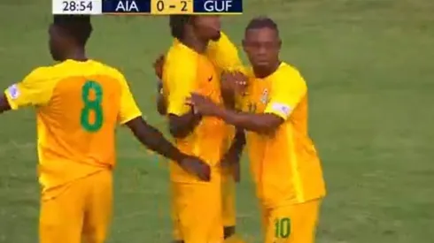 Los guyaneses aseguraron la victoria histórica antes de la media hora de partido