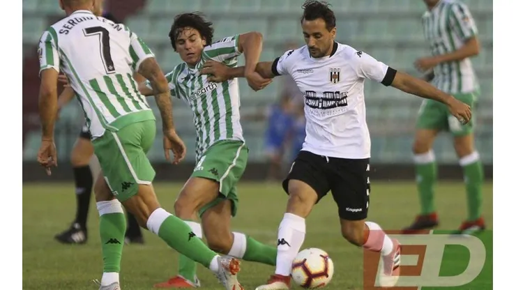 El internacional nicaragüense jugó un amistoso contra Betis, el mismo día que el técnico aseguró su lesión
