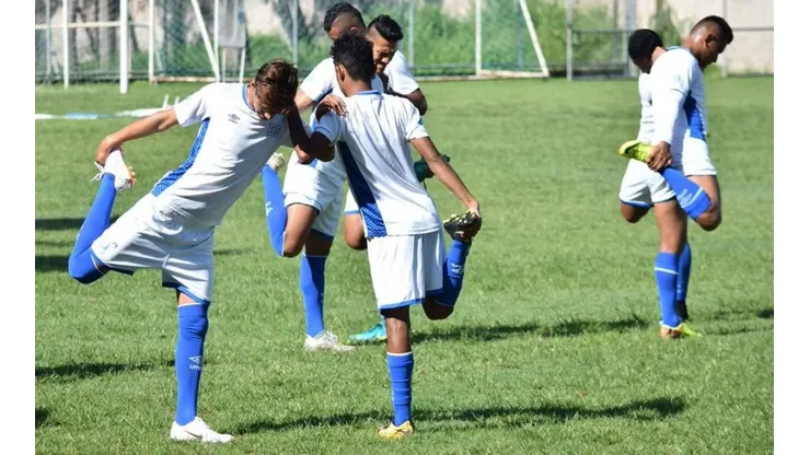 Los salvadoreños completaron el miércoles un microciclo previo al partido en la inhóspita Monserrat