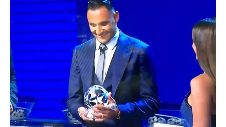 El portero costarricense conquistó el premio al mejor en su posición en la Champions League