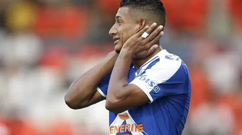 El hondureño salió de la alineación y ni como suplente ingresó ante Almería