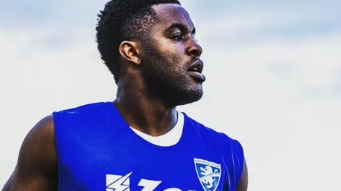 El atacante costarricense ya se entrenó con el grupo gialloazzurro