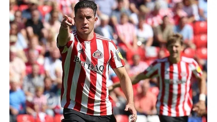 El tico repartió su tercera asistencia en tres partidos con Sunderland en la League One