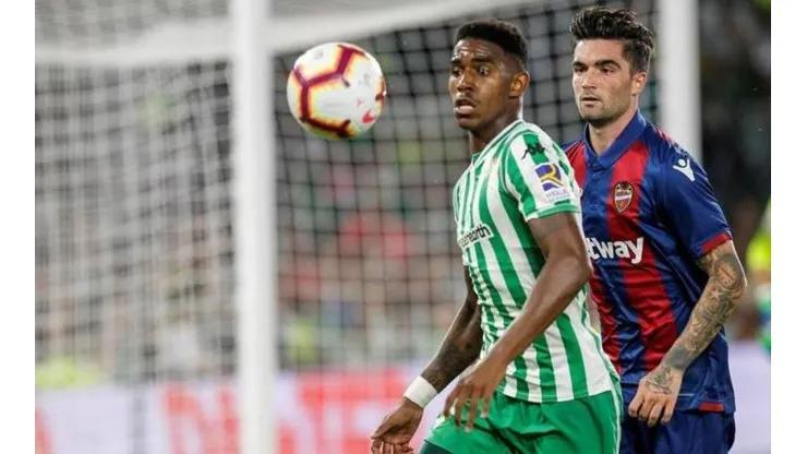 El lateral dominicano se estrenó con Betis en la primera fecha de La Liga