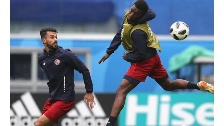 González y Campbell se enfrentarán en el estreno del delantero con el Frosinone