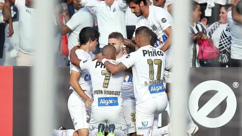 Ruiz cedió el balón para el primer tanto de la victoria de Santos como anfitrión