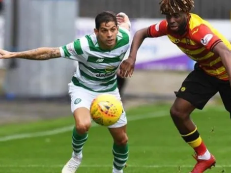 Cristian Gamboa salió vitoreado por la afición del Celtic