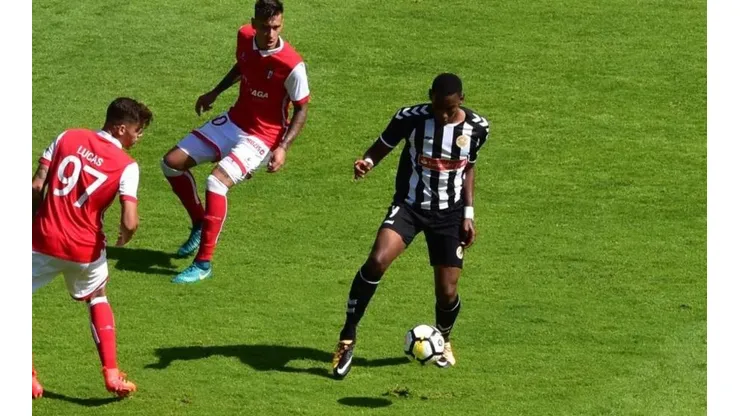 El catracho anotó los dos tantos de su equipo en la derrota sufrida en Braga