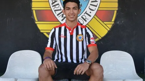 El delantero hondureño regresa al campeonato portugués de ascenso por un año