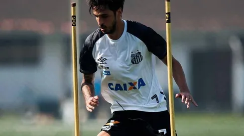 El mediocampista costarricense no podrá participar en la copa nacional este año