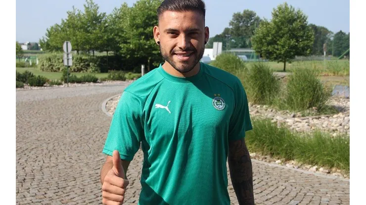 Ramírez fue presentado el sábado por su nuevo club en Chipre