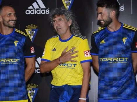 "Mágico" González causó revuelo en su regreso a Cádiz