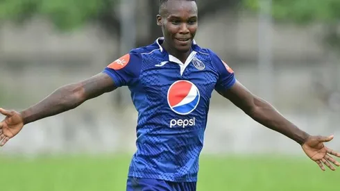 El delantero acabó con las especulaciones acerca de su futuro al no renovar con Motagua