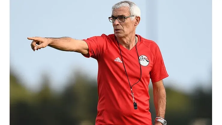 El ex seleccionador de Egipto quiere disputar la eliminatoria de la Concacaf