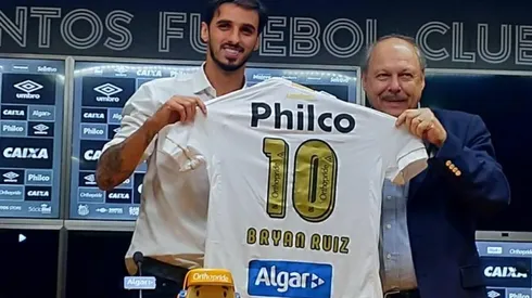 El costarricense evitó la presión de lucir el 10 del mítico Pelé