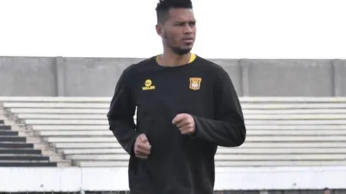 El delantero panameño se incorporó el miércoles a los entrenamientos en La Paz