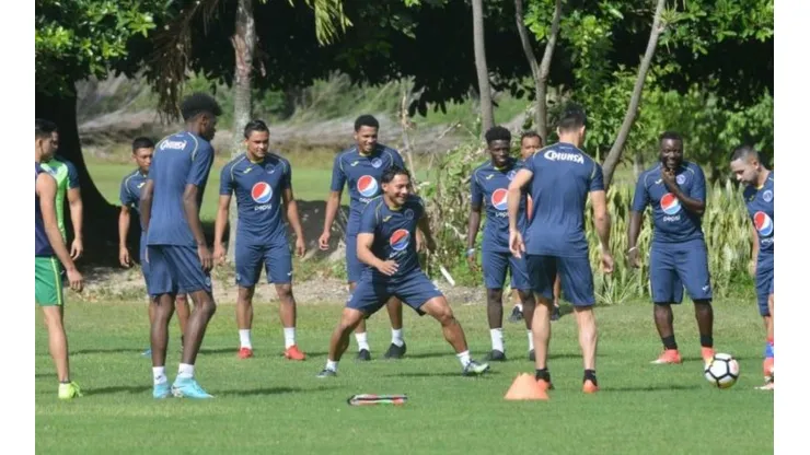 El azul inició el lunes su preparación para la temporada hondureña 2018-2019
