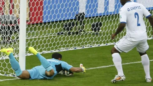 El portero Noel Valladares esperó cuatro años para ver batido su registro